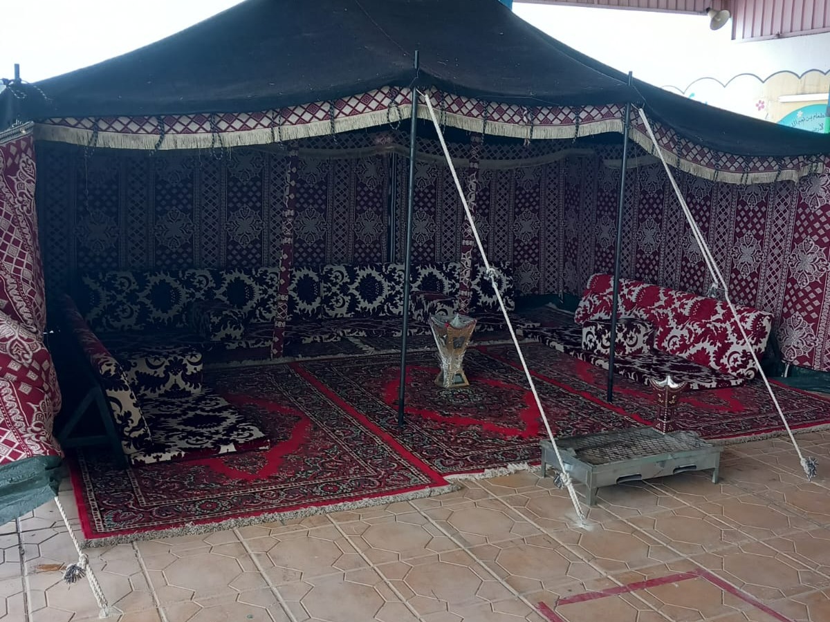 خيمة عائلية 4×4